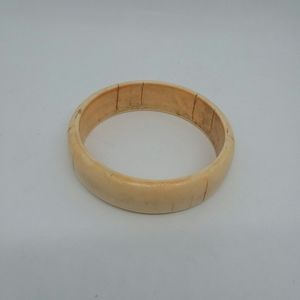 NWT Wooden Bangle Bracelet